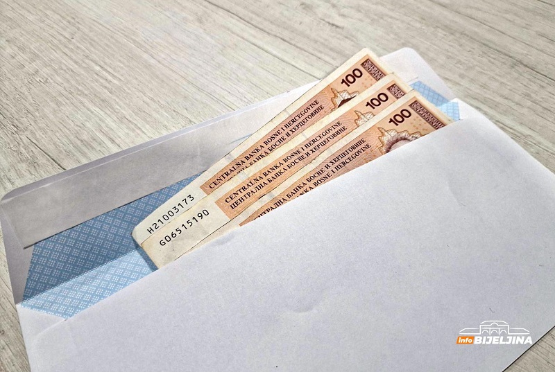 Minimalac nije tema za političke igre