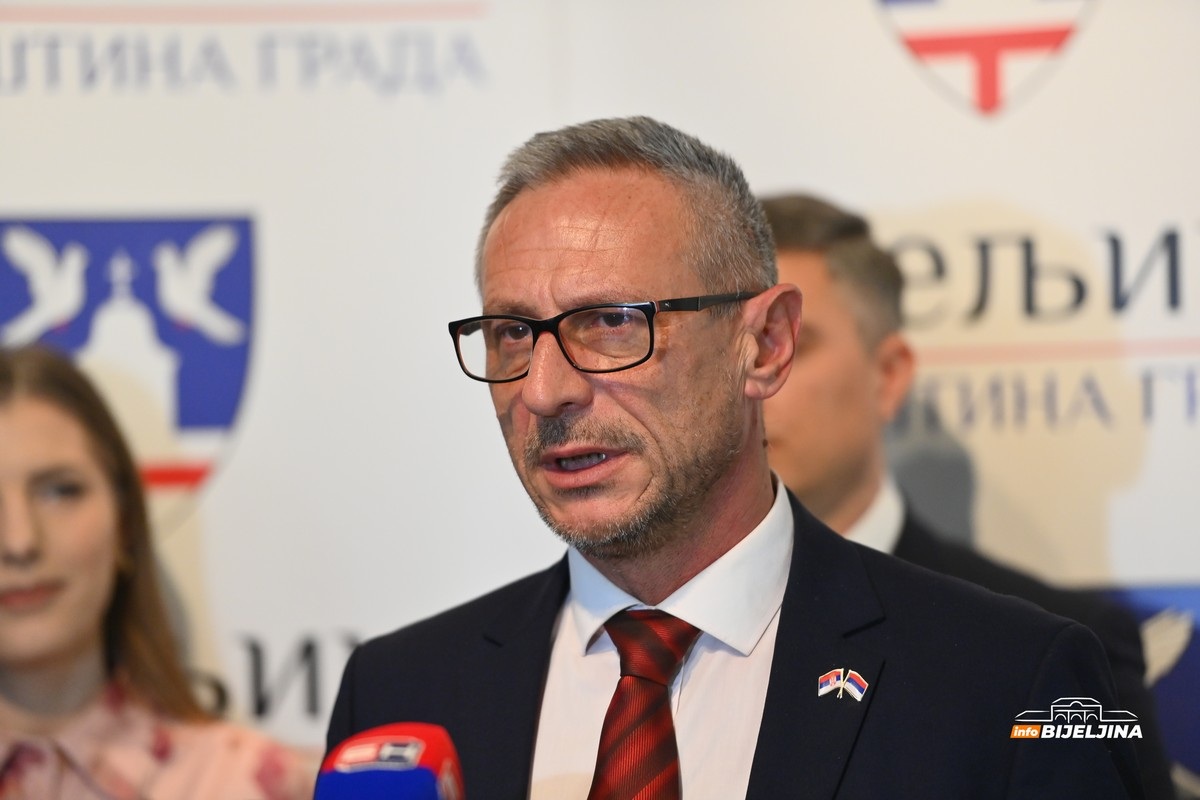 U Bijeljini potpisani ugovori po programima zapošljavanja i samozapošljavanja za 2025. godinu