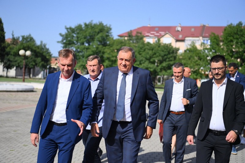 Dodik u Ugljeviku, počeo sastanak sa načelnikom Gajićem (FOTO)