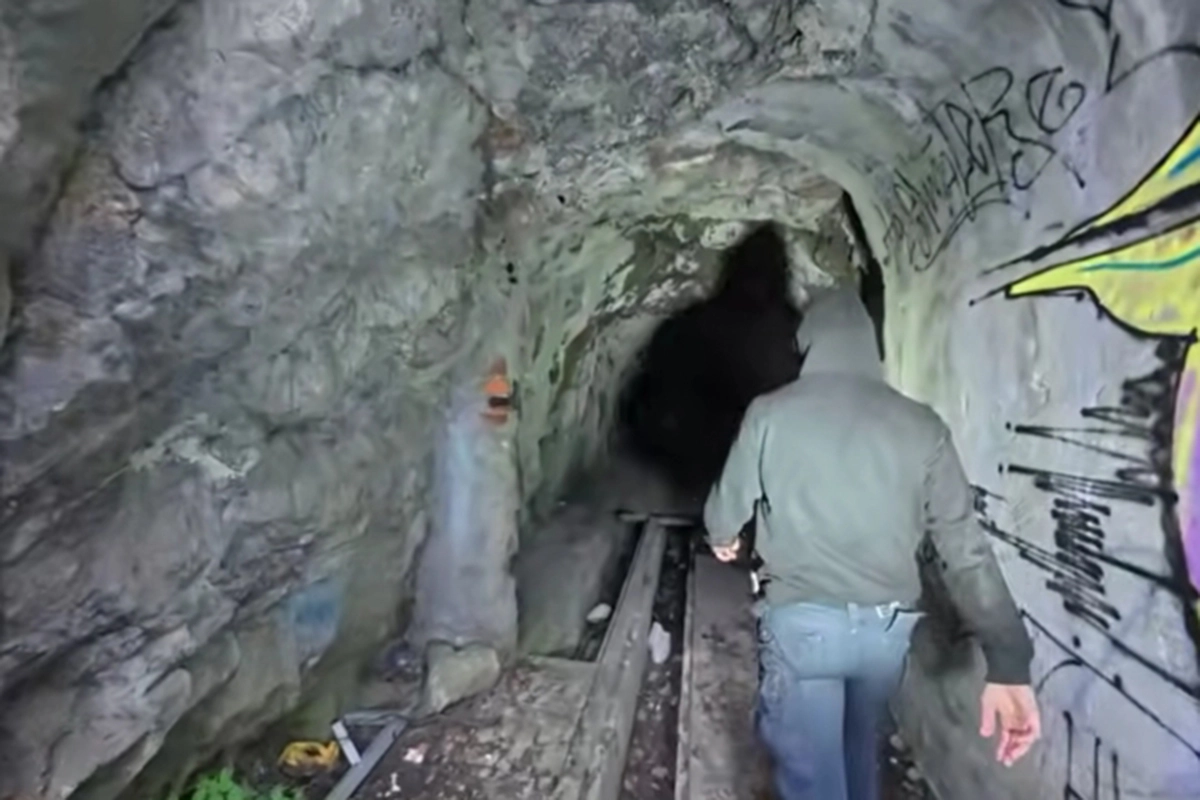 Tajni atomski bunker JNA: Podzemni grad za 500 ljudi (VIDEO)
