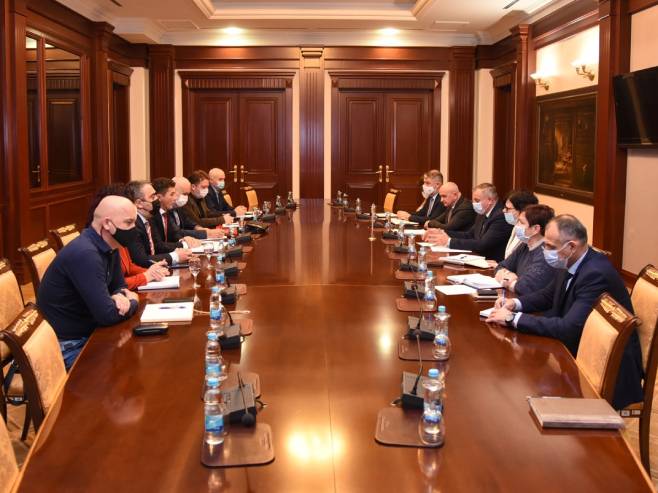 Višković: Vlada Srpske nastoji da poboljša položaj zaposlenih u svim sektorima