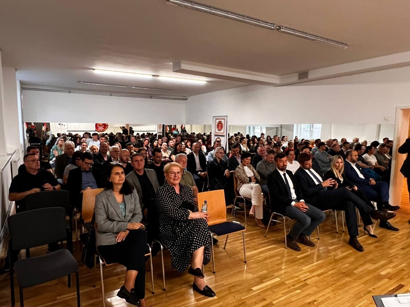 U Beču promovisana knjiga Sredoja Novića 