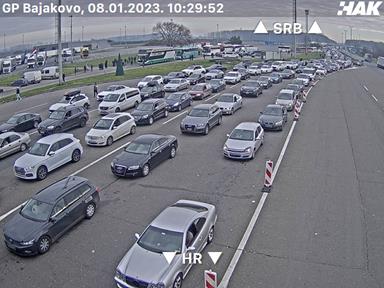 Gužve na granicama u regionu, kolone kilometarske