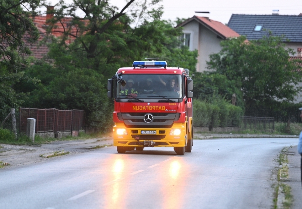 Požar u krugu fabrike 
