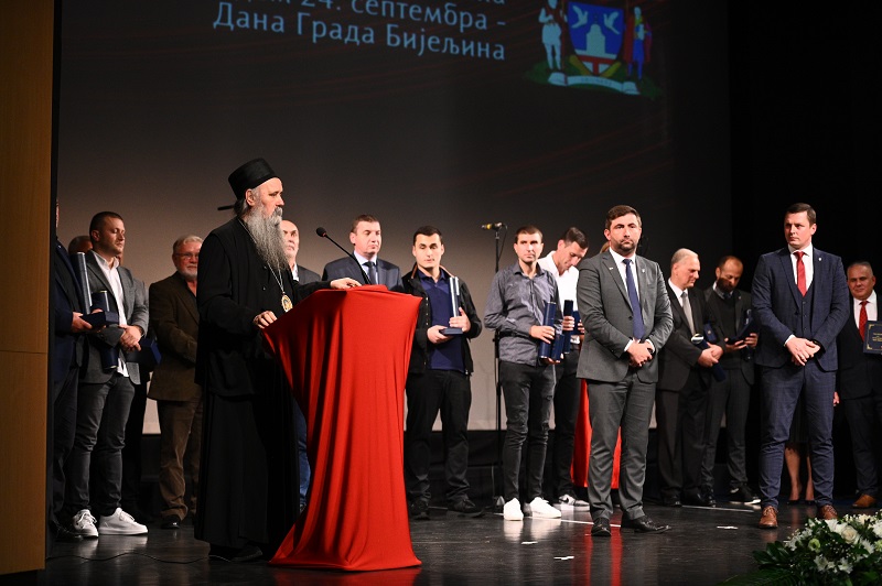DAN GRADA BIJELJINA Uručena brojna priznanja zaslužnim pojedincima (FOTO)
