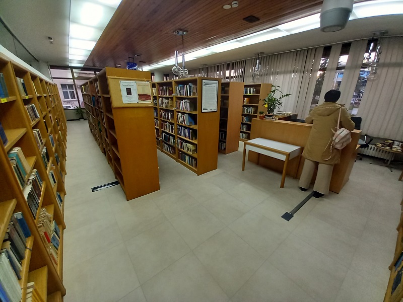 Rekonstruisani podovi bijeljinske Biblioteke, ambijent dobio moderniji izgled (FOTO)