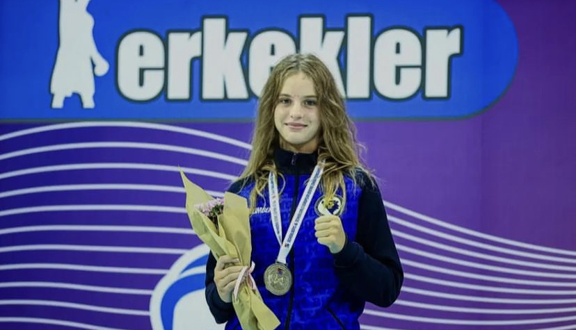 Sve više mladih Bijeljinaca zainteresovano za boks: Vitrine 