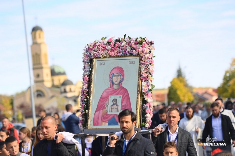 Mitropolit Fotije blagloslovio Ugljevik: Grad vjere, ljudi i budućnosti (FOTO)