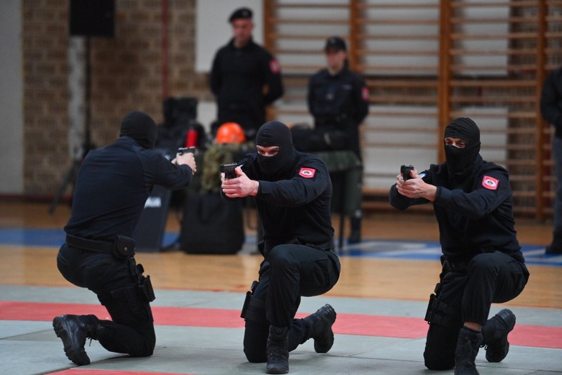 Bijeljina: Ogromno interesovanje mladih da se školuju za policajce (FOTO)