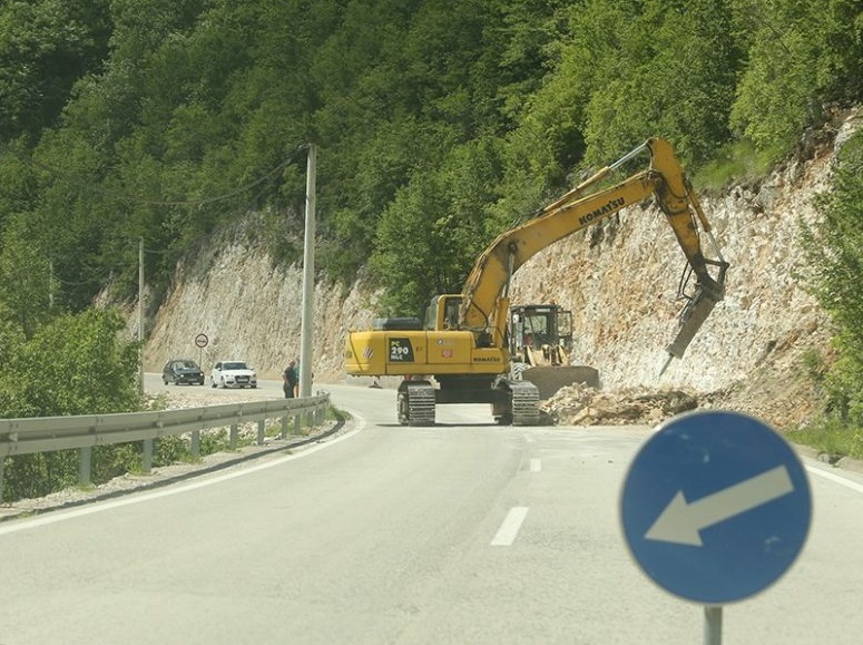 Vozači budite na oprezu! Privremene obustave saobraćaja kod graničnog prelaza 