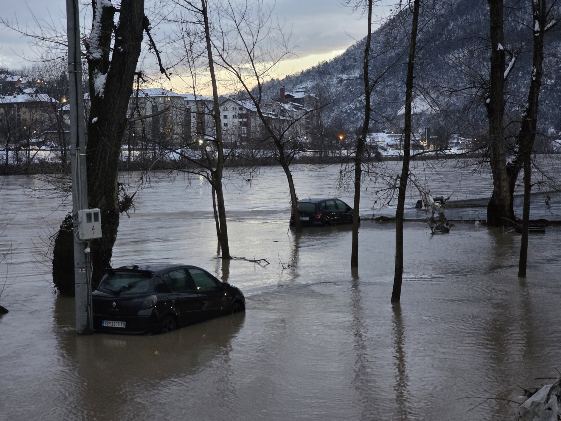 Drina u Zvorniku se povlači u svoje korito