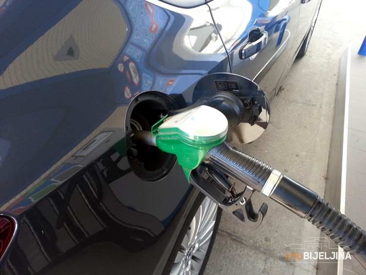 Gorivo u Srpskoj poskupjeće do pet feninga