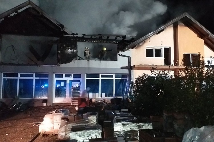 Ugašen požar u Milićima: Šteta više stotina hiljada maraka (FOTO)