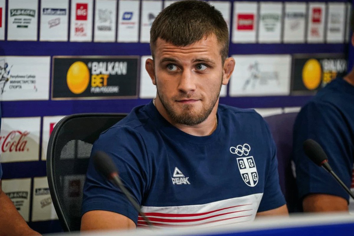 Hrvati zvali policiju radi Srbina koji je pokazao tri prsta poslije zlata u Zagrebu (VIDEO)