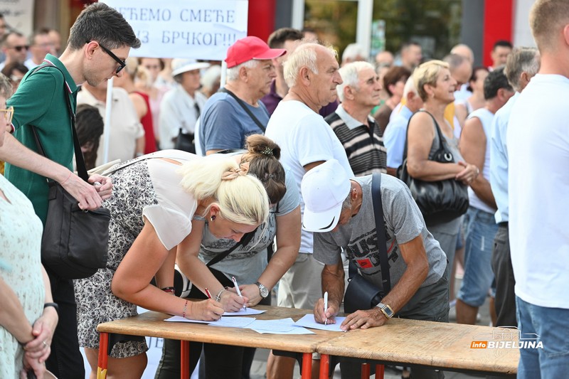 Petrović: Tijelima ćemo spriječiti dovoz otpada iz Brčkog (FOTO)