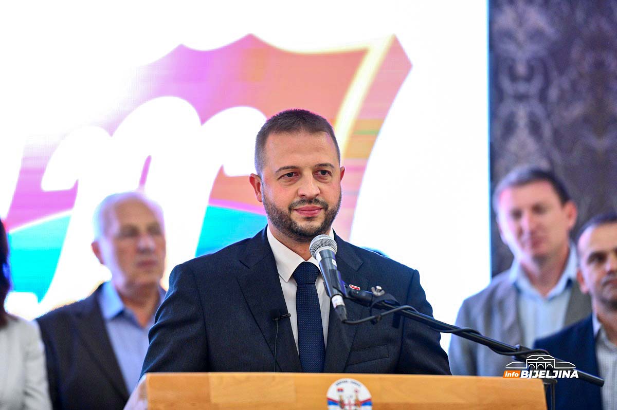 Nešković: SDS vodeća stranka u Loparama, imamo čime da izađemo pred građane (FOTO)