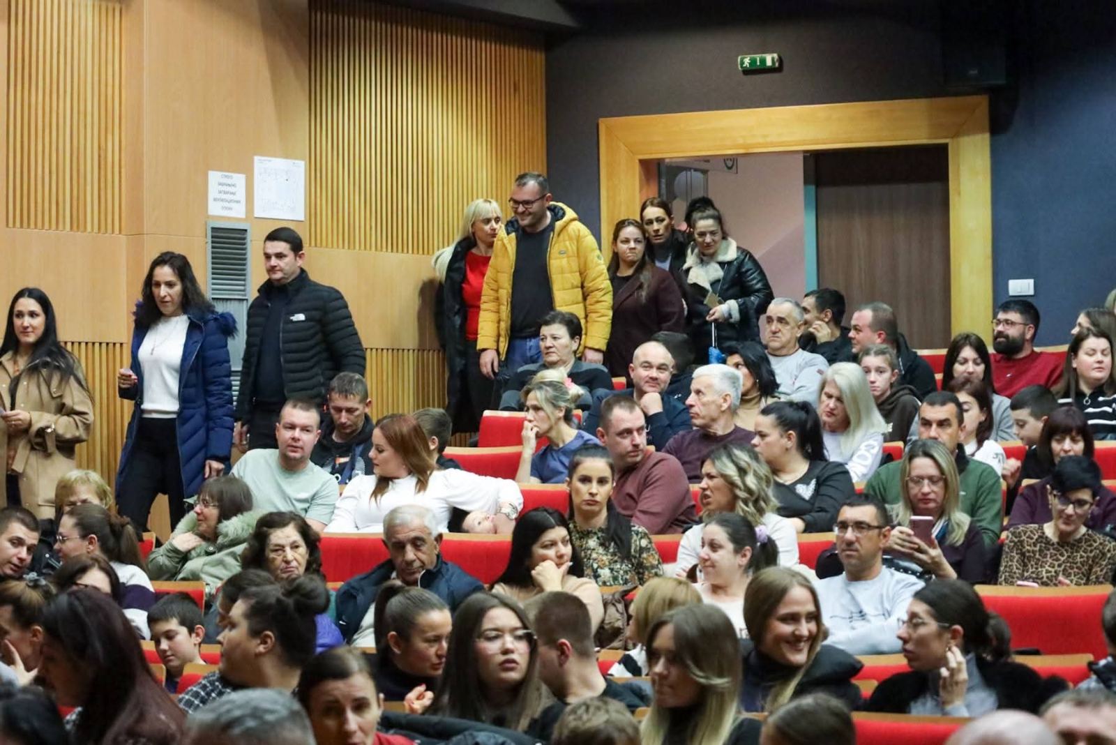 Bijeljina: Film “Povratak Žikine dinastije” napunio salu Centra za kulturu (FOTO)