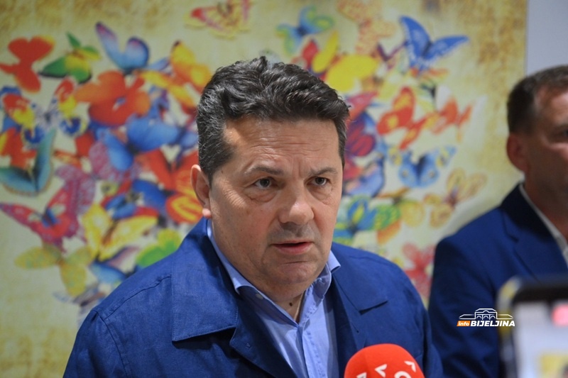 Stevandić na Sajmu u Ugljeviku: Ovaj kraj poznat po dobroj rakiji i dobrim ljudima 