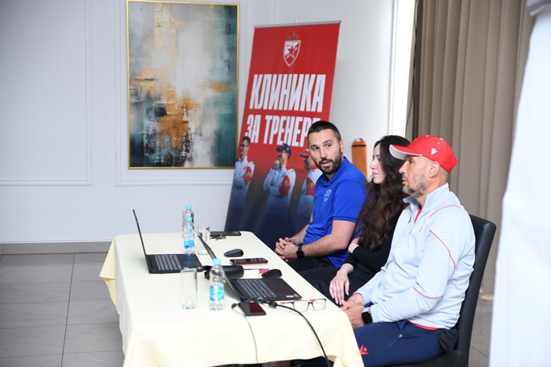 Crvena zvezda edukuje trenere u Bijeljini: Nova šansa za razvoj semberskog fudbala /FOTO/