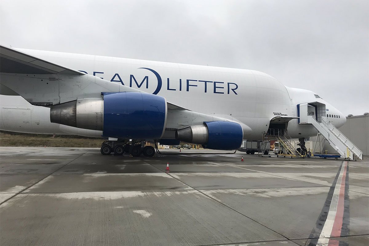 Avionu otpao točak nakon polijetanja (VIDEO)