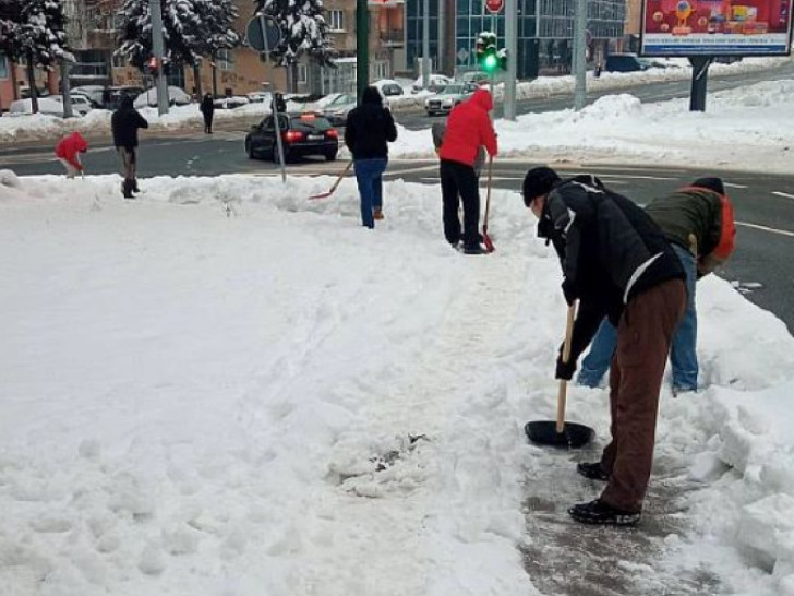 Kako je prošao poziv za čišćenje snijega u Sarajevu: Prijavilo se 10, odustalo 7
