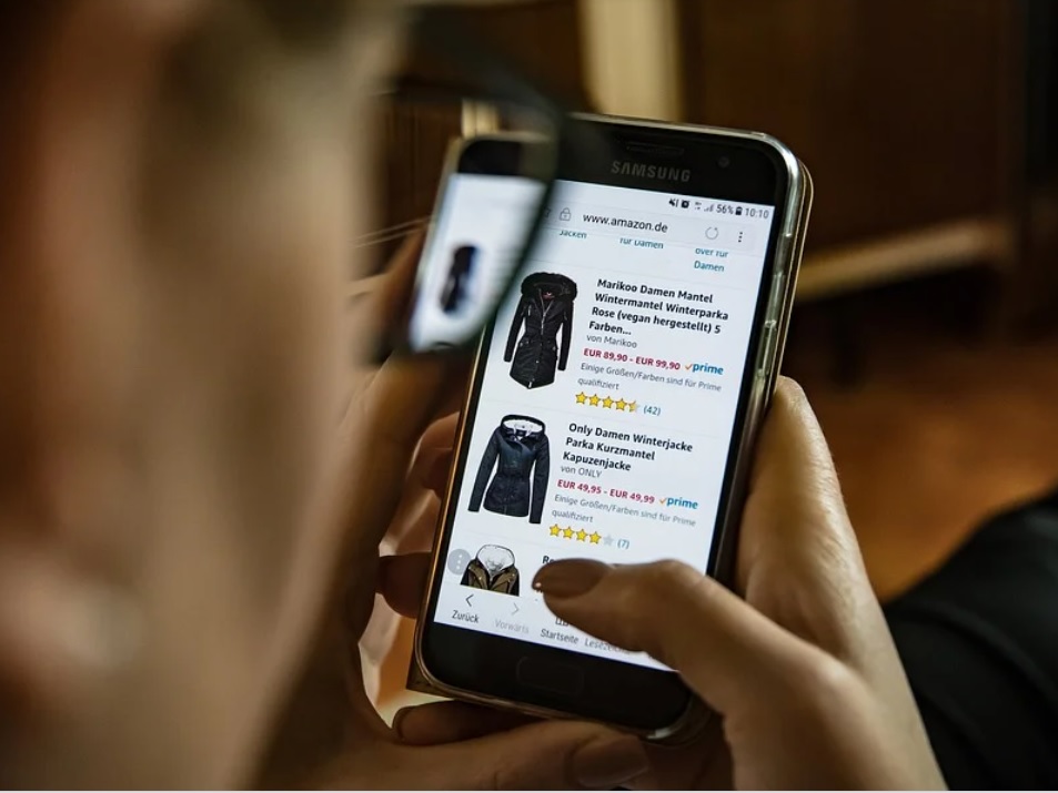 MUP RS: Budite oprezni tokom plaćanja na internetu na „Crni petak“