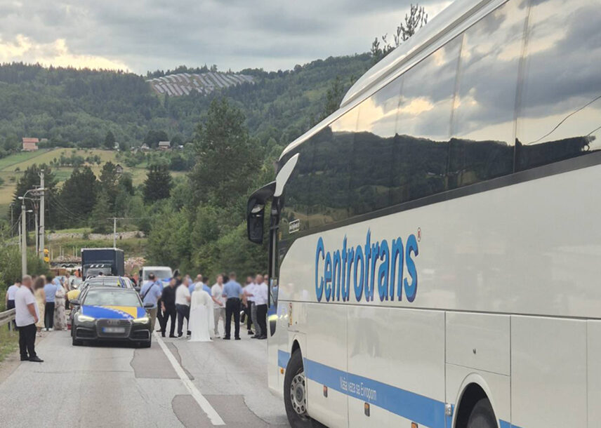 Saobraćajka, rasprava, pa tuča: Policija se oglasila o drami koja je obustavila saobraćaj u BiH