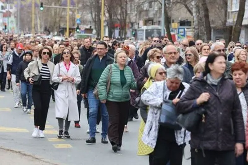 PROTESTI U TUZLI: Građani traže smjenu ministra i direktora policije