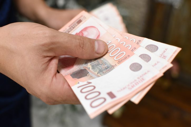 U Srbiji prijava za novčanu pomoć mladima od 1. decembra 