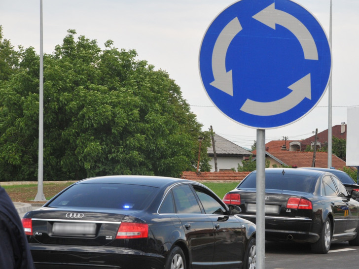 Garaže institucija BiH pune spornih nabavki