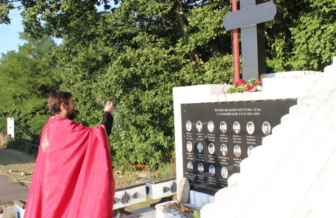 Ugljevik: Služen parastos poginulim borcima Bogutovog Sela