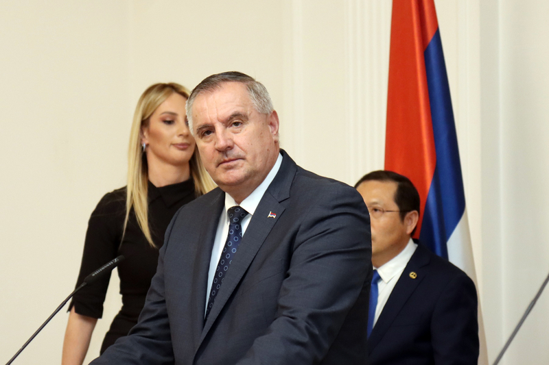Višković o prijavama za kapitalne investicije: Više od 700 poljoprivrednika apliciralo za nabavku traktora