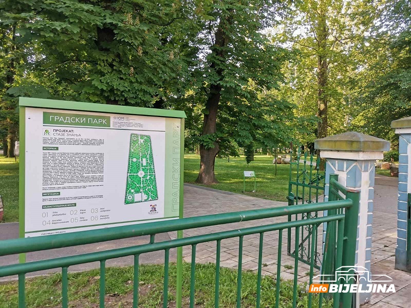 Mladi ekolozi uređuju gradski park:  