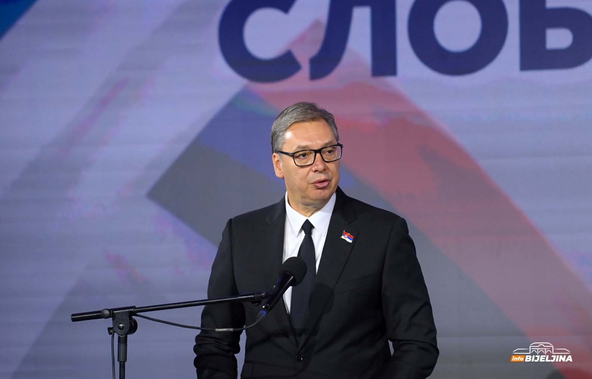 Vučić najavio da ide na prijem kod Trampa, očekuje i susret sa Lavrovom