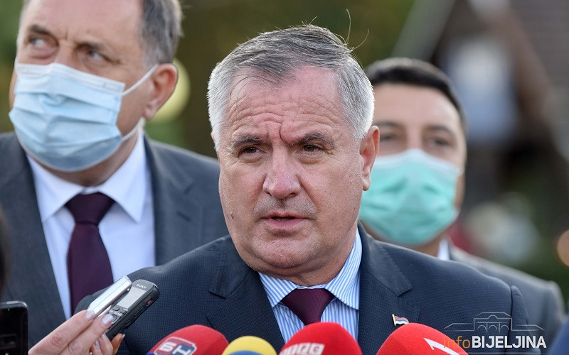 Višković: Srpska spremna da se odrekne akciza na naftu od 30 i 40 feninga