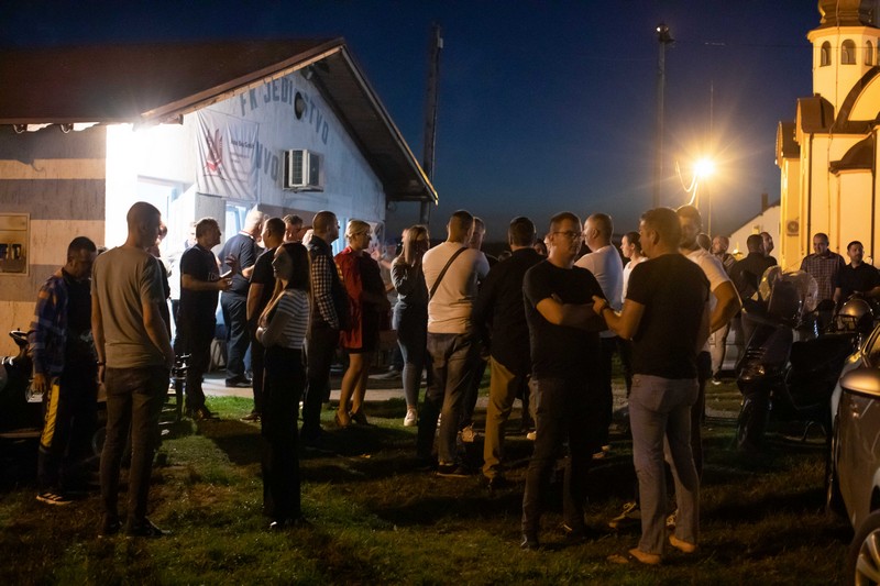 Suvo Polje oduševljeno dočekalo svog Mileta Pejčića!