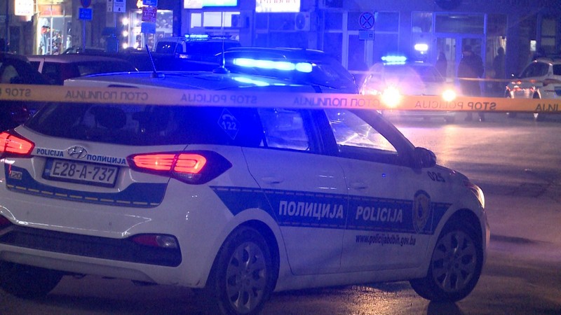 PUCNJAVA U BRČKOM Jedna osoba ranjena, policija uhapsila napadača (FOTO)