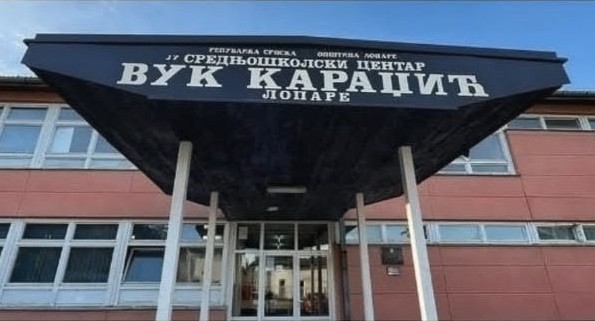Škola u Loparama sama proizvodi struju za svoje potrebe: Ugradili i klime u učionice, kabinete i kancelarije