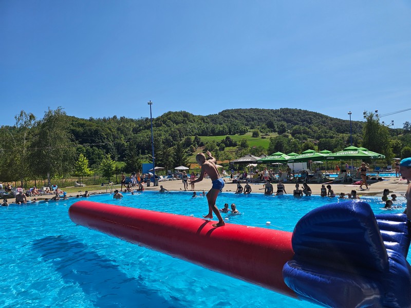 Ugljevički bazeni ugostili mališane: Održane nezaboravne 