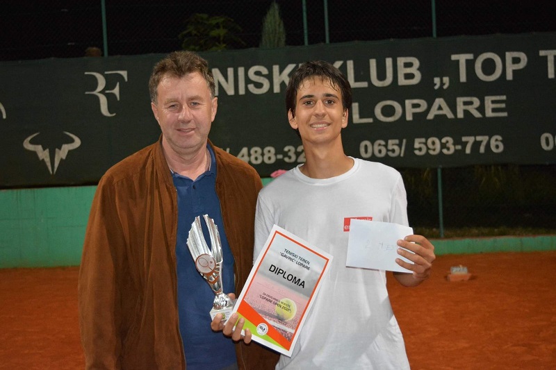 Srđan Fundup je pobjednik teniskog turnira „Lopare open 2021“ (FOTO)