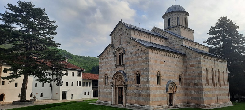 Srpske svetinje na Kosovu i Metohiji: Oaze duhovnosti, identiteta i otpora /FOTO/