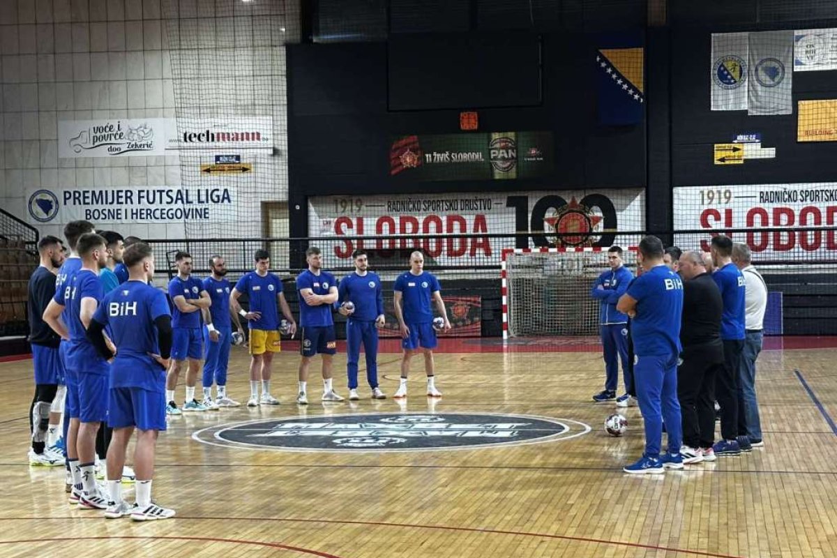Rukometaši BiH počeli pripreme u Tuzli