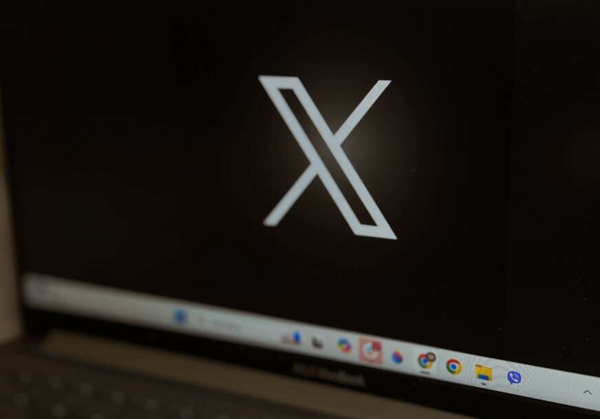 Pala društvena mreža Iks: Korisnici širom svijeta prijavljuju problem