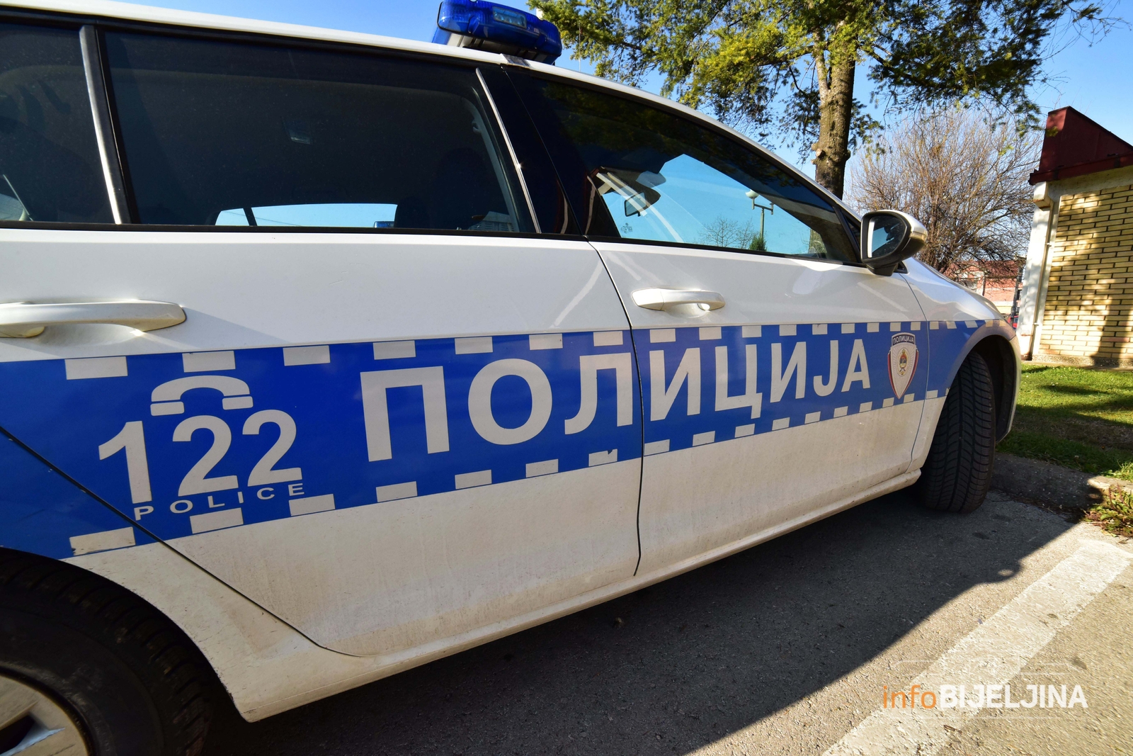 Stravičan zločin u Prnjavoru: Zaklao suprugu, sebi presudio strujom