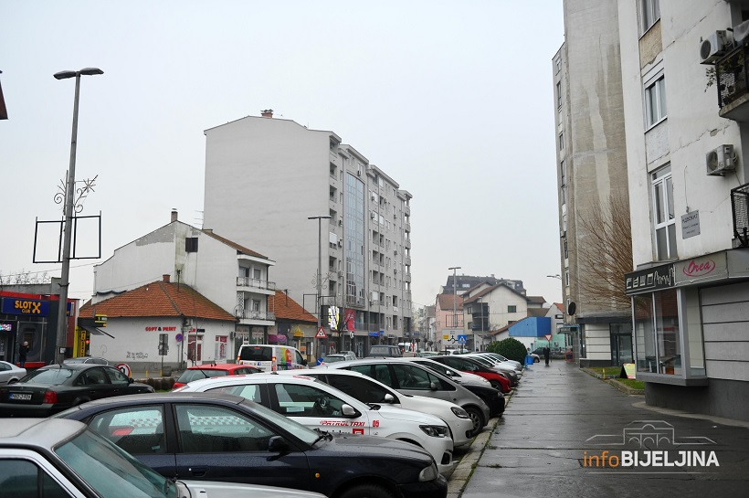 Sutra oblačno, tokom dana mogući lokalni pljuskovi