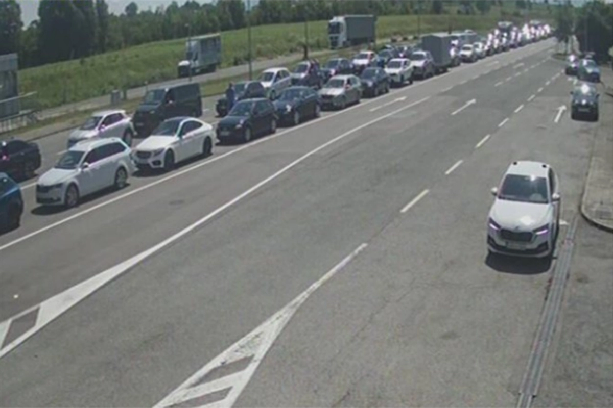 Gužve na granicama prema Hrvatskoj i Crnoj Gori
