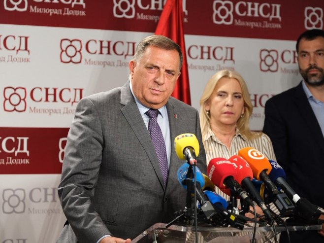 Dodik: BiH ne može funkcionisati s bonskim ovlašćenjima
