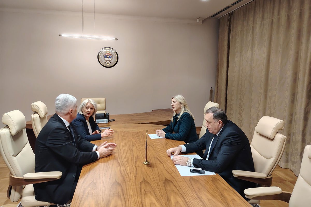 U toku sastanak Milorada Dodika i Dragana Čovića