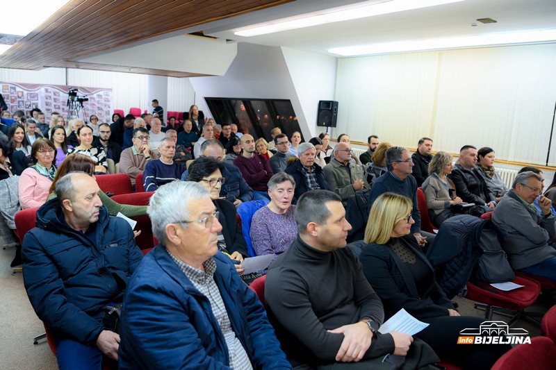 Dr Janjičić o pet godina rada Angio sale u Bijeljini: Nemamo pravo na praznik, ali to je i naše veliko zadovoljstvo (FOTO)