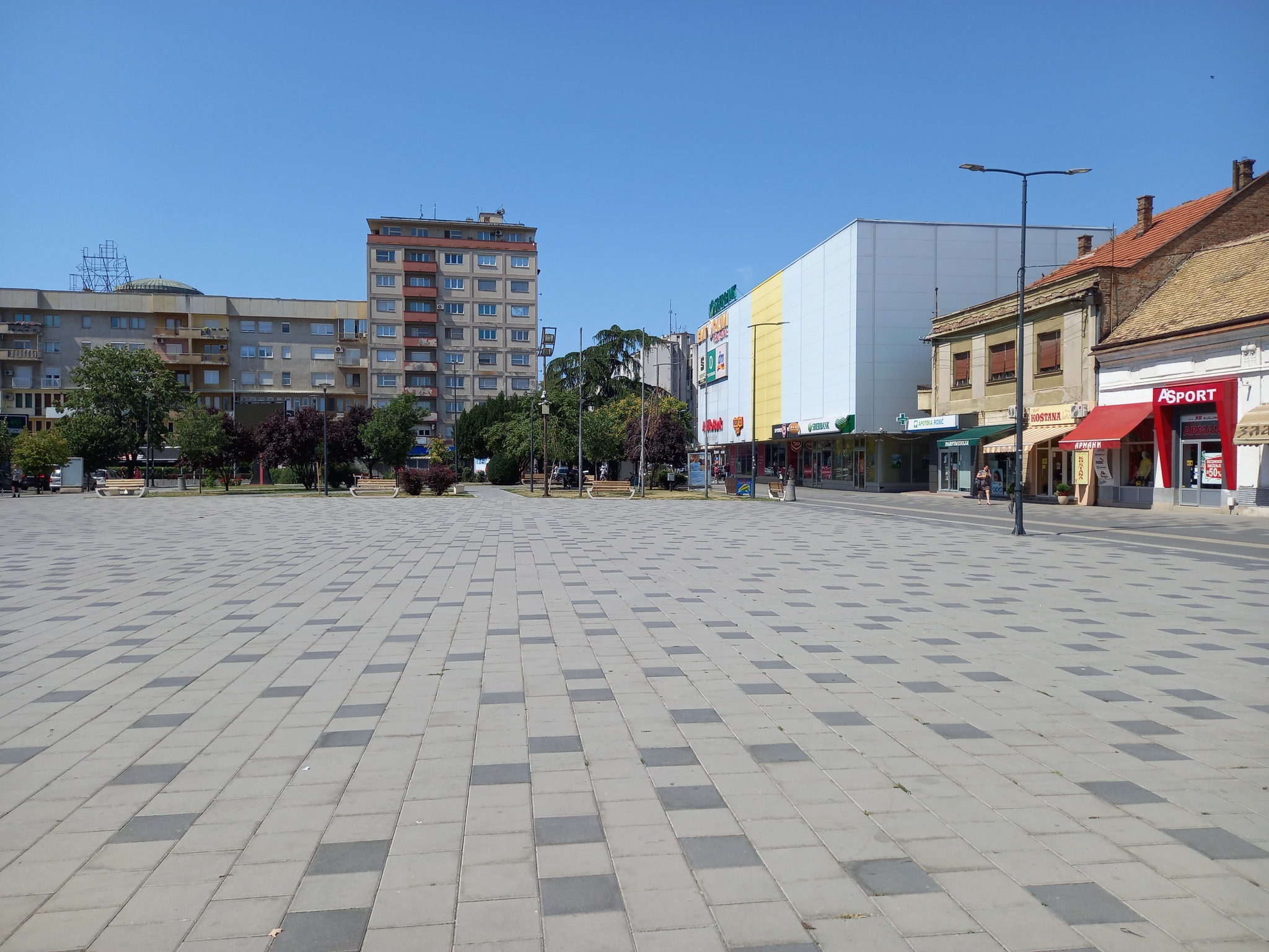 Ljekari Doma zdravlja Bijeljina: Dnevno više od 100 intervencija zbog tropskih vrućina (FOTO)